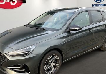 Hyundai i30 68.500 km 15.990 &euro; Bad Zwischenahn 26160