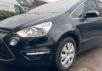 Ford S-Max 167.000 km 8.999 &euro; Oldenburg 26129
