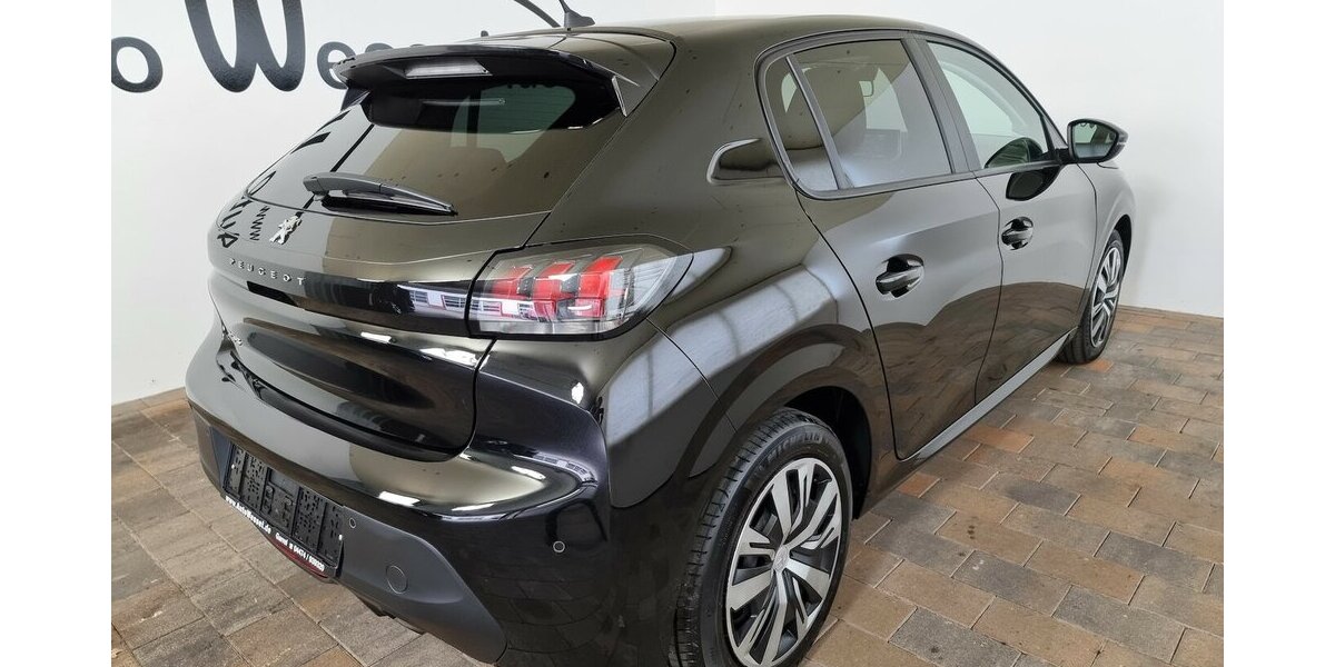 Peugeot 208 Active Pack LED Kamera APP Tempomat SHZ 16.750 km 13.990 &euro; Garrel 49681