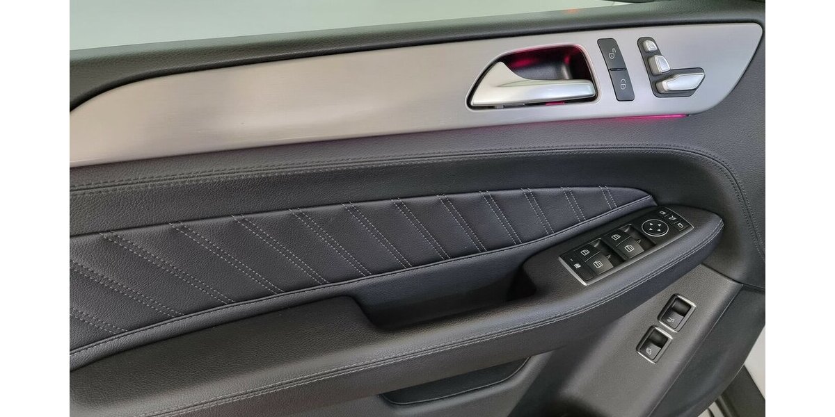 Mercedes-Benz GLE 350 d4Matic LED ACC AHK Head-Up Luftfederung 95.500 km 37.900 &euro; Garrel 49681