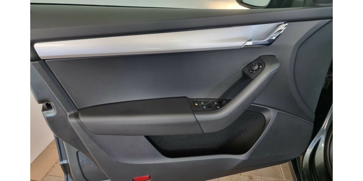 Skoda Octavia Ambition DSG Navi Klima Tempomat Kamera 67.200 km 18.450 &euro; Garrel 49681