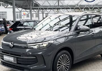 VW Tiguan 9.415 km 36.950 &euro; Delmenhorst 27751