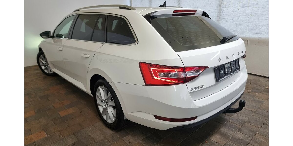 Skoda Superb Style LED ACC AHK Memory Canton Keyless 94.500 km 23.750 &euro; Garrel 49681