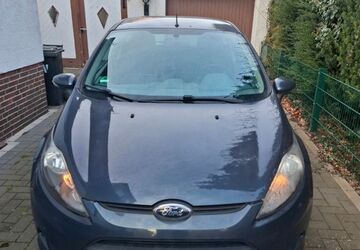 Ford Fiesta 162.953 km 2.900 &euro; Delmenhorst 27755
