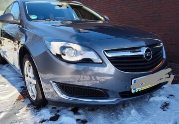 Opel Insignia 128.000 km 8.999 &euro; Varel 26316
