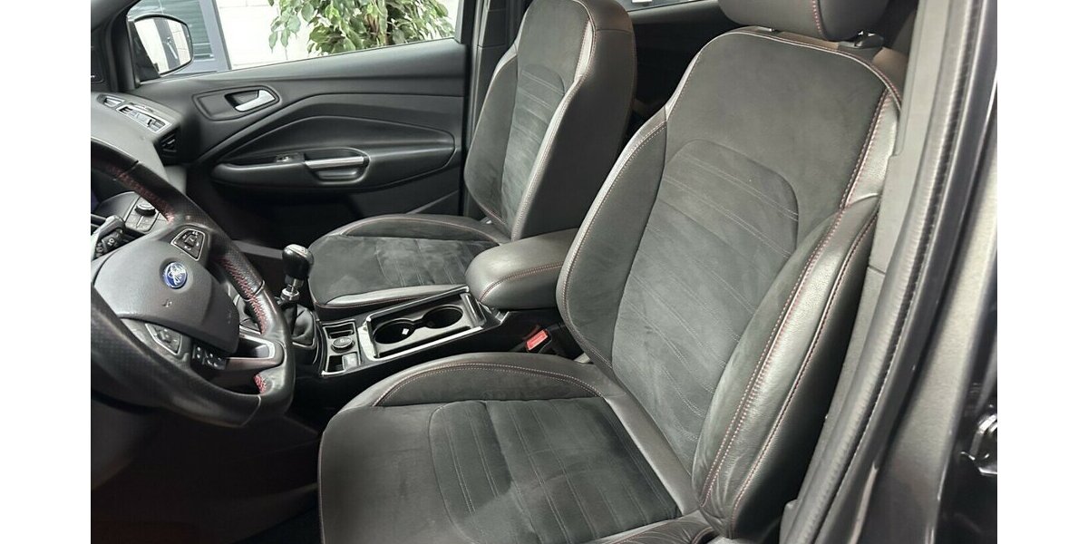 Ford Kuga 1,5 EcoBoost ST-Line +AHK+Allwetterreifen+ 113.000 km 15.790 &euro; Jaderberg 26349