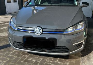 VW Golf 66.000 km 17.000 &euro; Oldenburg 26135