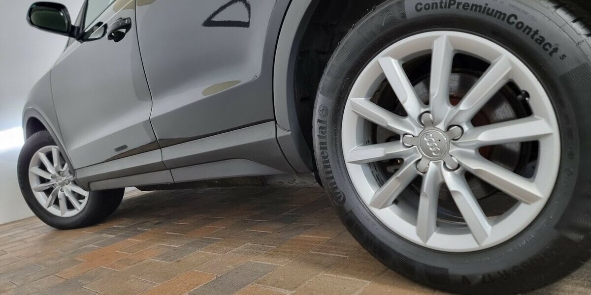 Audi Q3 2.0 TDi S tronic Bi-Xenon Navi Klima Leder 92.900 km 22.850 &euro; Garrel 49681
