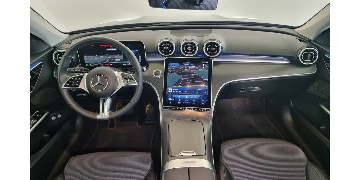 Mercedes-Benz C 300 T e Avantgarde LED ACC AHK Navi Kamera 73.700 km 35.500 &euro; Garrel 49681