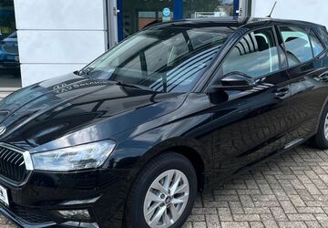 Skoda Fabia 13.750 km 19.990 &euro; Brake / Unterweser 26919