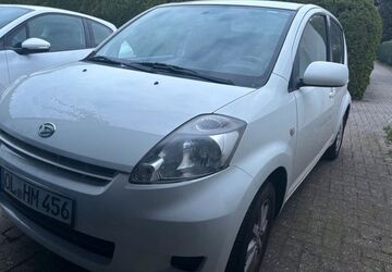 Daihatsu Sirion 136.400 km 3.330 &euro; Oldenburg 26129
