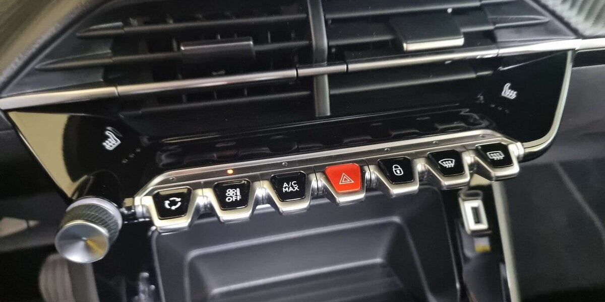 Peugeot 2008 Active Pack LED APP Spur Kamera Tempomat 22.330 km 17.500 &euro; Garrel 49681