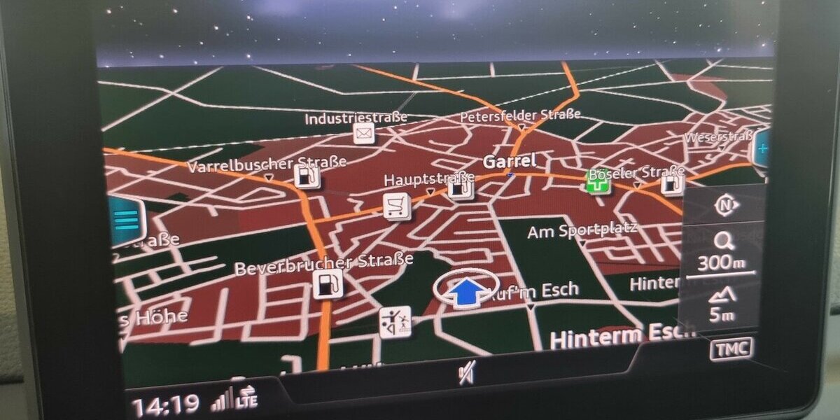 Audi A5 35 TFSI DSG LED SHZ Navi Leder Tempomat 77.900 km 25.950 &euro; Garrel 49681