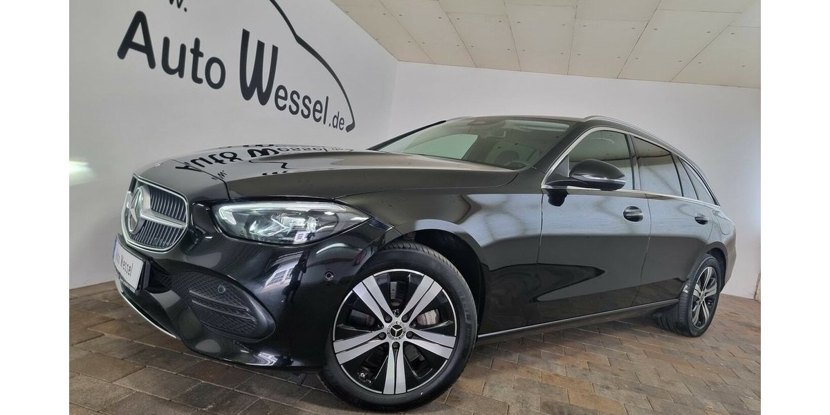 Mercedes-Benz C 300 T e Avantgarde LED ACC AHK Navi Kamera 73.700 km 35.500 &euro; Garrel 49681
