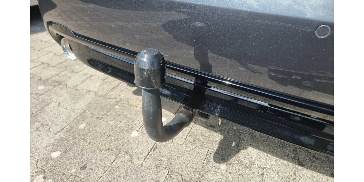 BMW 118d Sport Line LED AHK LiveCockpit Shadow-Line 47.800 km 23.500 &euro; Garrel 49681