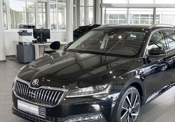Skoda Superb 45.652 km 26.990 &euro; Oldenburg 26123