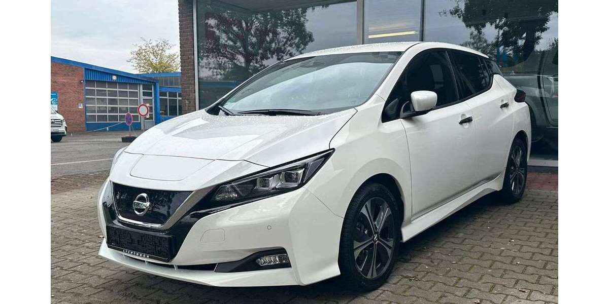 Nissan Leaf 63.000 km 13.990 &euro; Oldenburg 26125