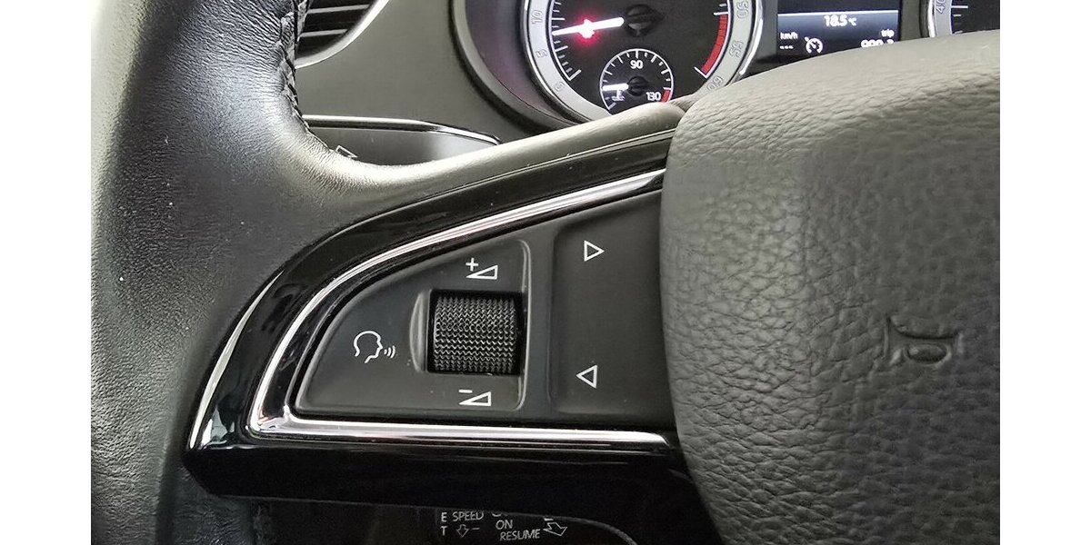 Skoda Octavia Amb. DSG LED ACC AHK Navi Klima Kamera 94.800 km 18.450 &euro; Garrel 49681