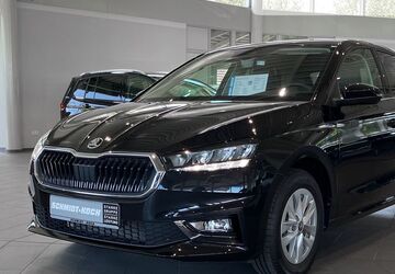 Skoda Fabia 1.600 km 21.990 &euro; Oldenburg 26123