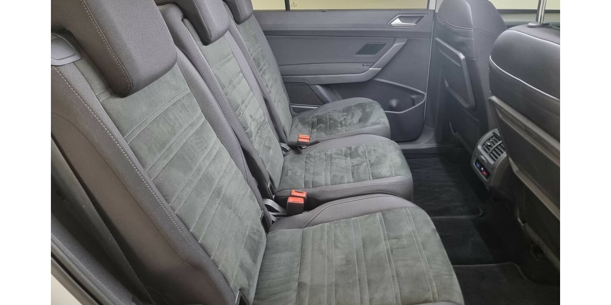 VW Touran Comfortline BMT ACC AHK Kamera 7-Sitzer 89.900 km 24.990 &euro; Garrel 49681