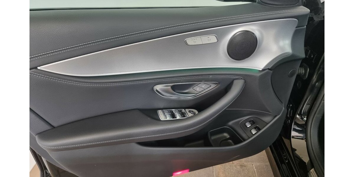 Mercedes-Benz E 350 d AMG-Line LED AHK GSD Navi Spur Kamera 89.500 km 35.900 &euro; Garrel 49681