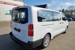 Opel Zafira Life Edition M Vivaro 9-Sitzer Automatik 84.300 km 29.999 &euro; Garrel 49681