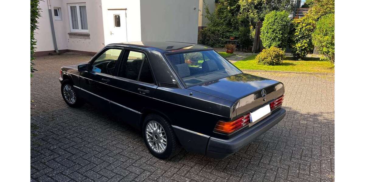 Mercedes-Benz 190 250.000 km 5.500 &euro; Oldenburg 26121