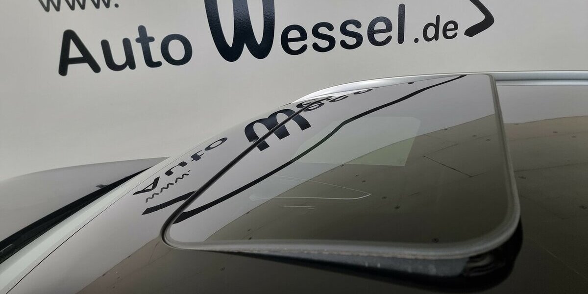 Mercedes-Benz E 350 d AMG-Line LED AHK GSD Navi Spur Kamera 89.500 km 35.900 &euro; Garrel 49681