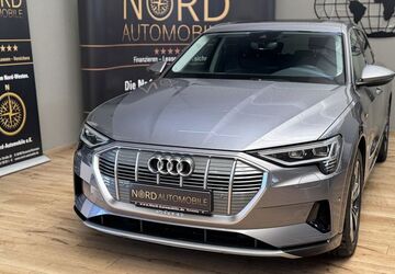 Audi e-tron 54.900 km 34.990 &euro; Rastede/ Wahnbek 26180