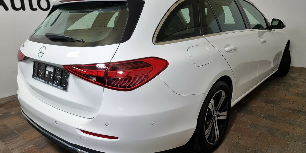 Mercedes-Benz C 220 dT Avantg MBUX LED AHK APP LED Kamera 96.700 km 29.999 &euro; Garrel 49681