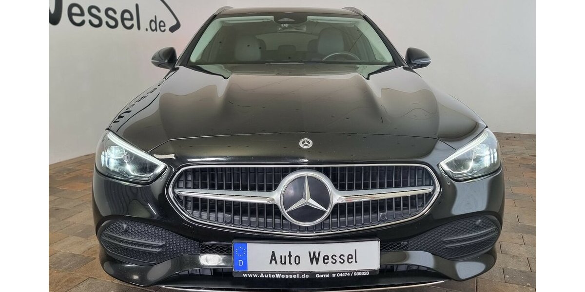 Mercedes-Benz C 300 T e Avantgarde LED ACC AHK Navi Kamera 73.700 km 35.500 &euro; Garrel 49681