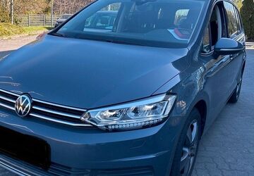 VW Touran 160.000 km 14.580 &euro; Oldenburg 26129