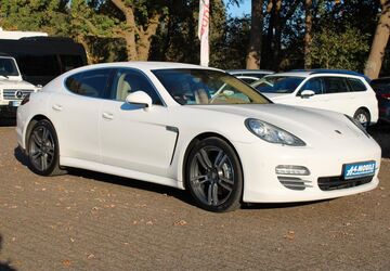 Porsche Panamera 196.500 km 28.299 &euro; Oldenburg 26129