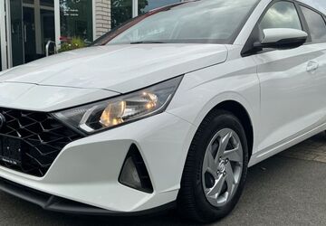 Hyundai i20 31.872 km 14.900 &euro; Oldenburg 26125