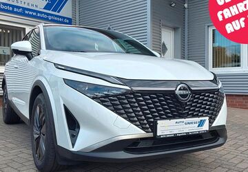 Nissan Qashqai 10.300 km 30.490 &euro; Augustfehn 26689