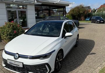 VW Golf 4.985 km 37.777 &euro; Wardenburg 26203