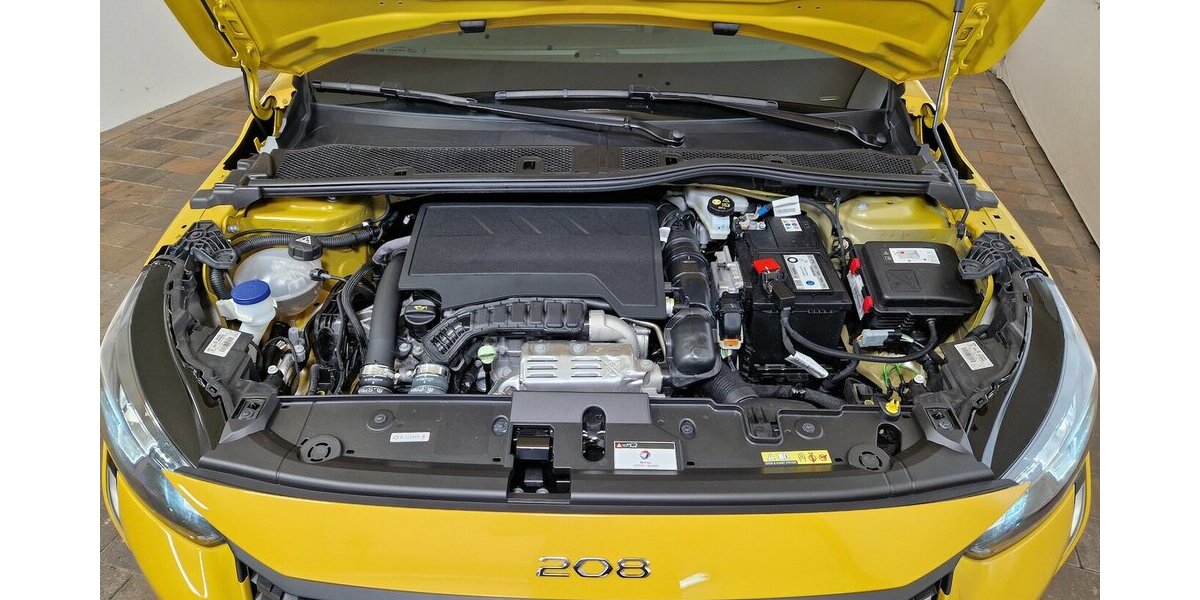Peugeot 208 Allure Pack LED APP ACC SHZ i-Cockpit Kamera 21.500 km 15.850 &euro; Garrel 49681