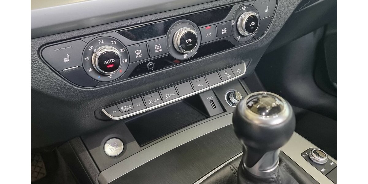 Audi Q5 2.0 TDI LED Leder Connectivity Schalter VIC 112.700 km 24.900 &euro; Garrel 49681