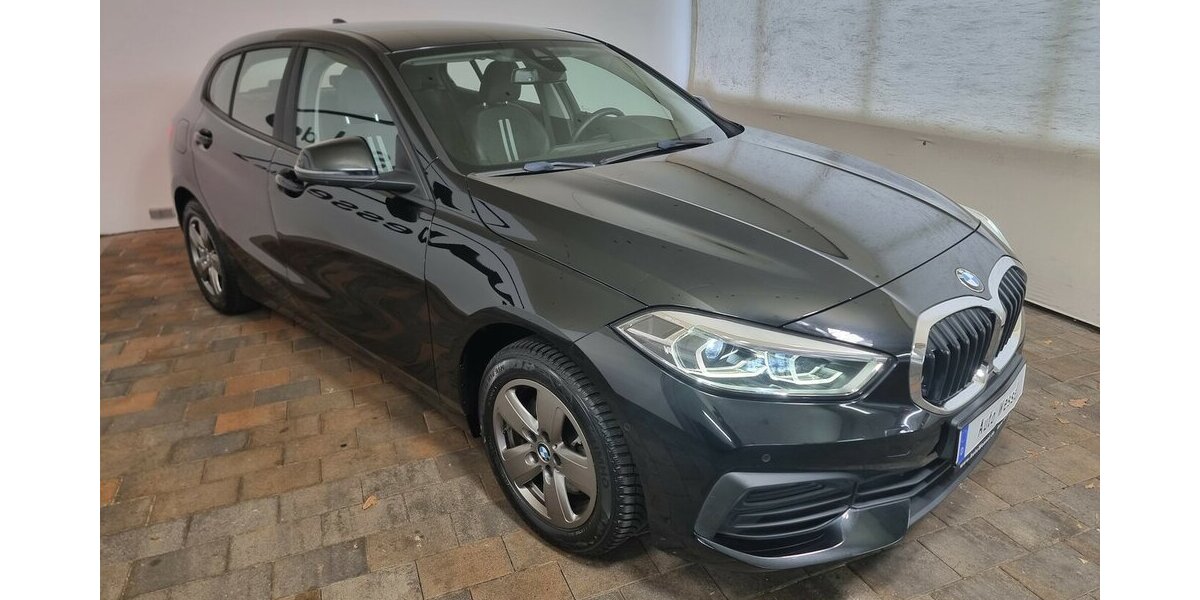 BMW 116d Advantage LED Teilleder DAB Live Cockpit 74.400 km 19.990 &euro; Garrel 49681