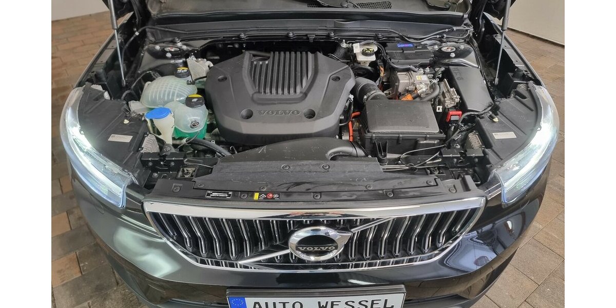 Volvo XC40 Hybrid 2WD PHEV LED AHK Navi Kamera 69.100 km 25.500 &euro; Garrel 49681