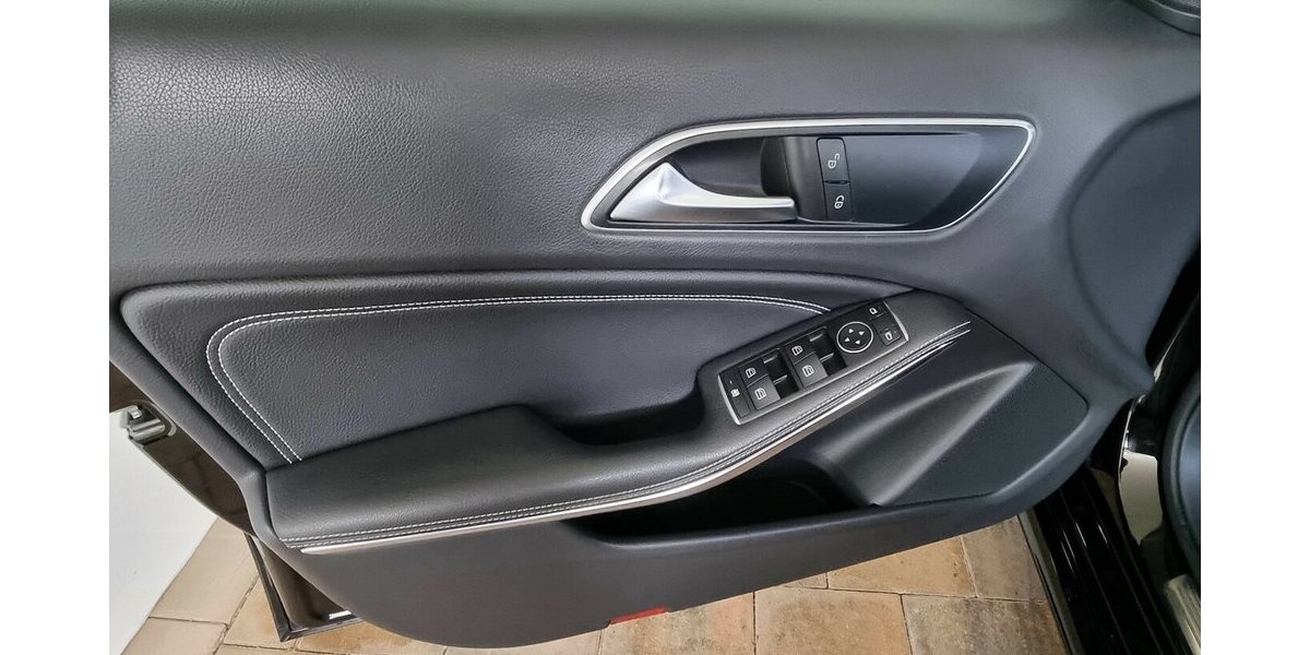 Mercedes-Benz A 200 d CDI Urban LED SHZ AHK Navi Klima Spur 189.700 km 11.450 &euro; Garrel 49681