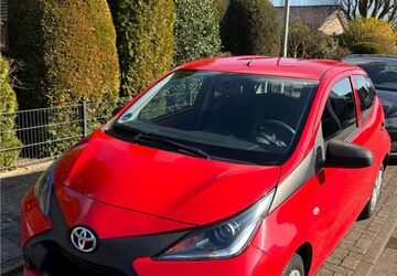 Toyota Aygo (X) 24.600 km 7.950 &euro; Delmenhorst 27751
