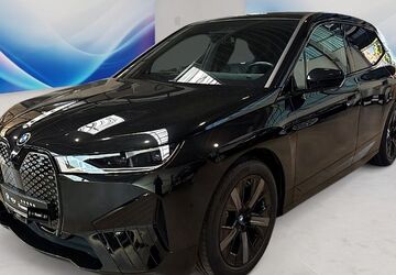 BMW iX 42.393 km 45.990 &euro; Oldenburg 26135