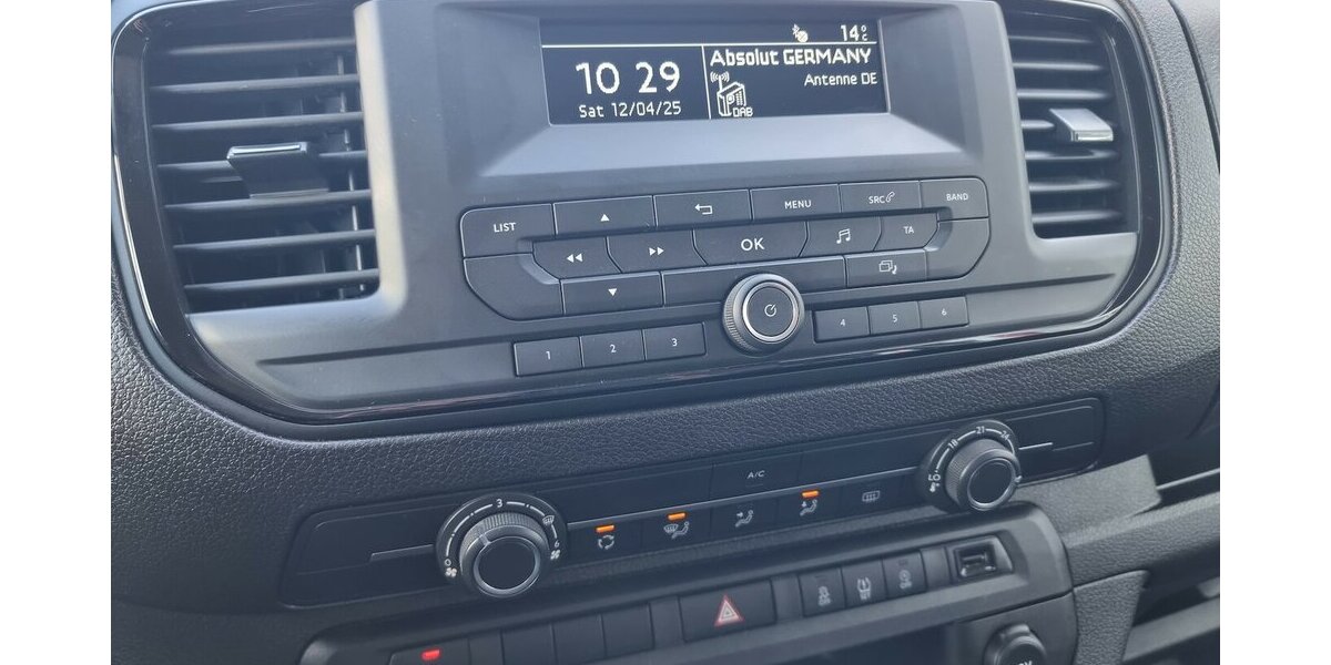 Opel Vivaro Edition M 9-Sitzer Automatik Zafira Life 84.300 km 29.999 &euro; Garrel 49681