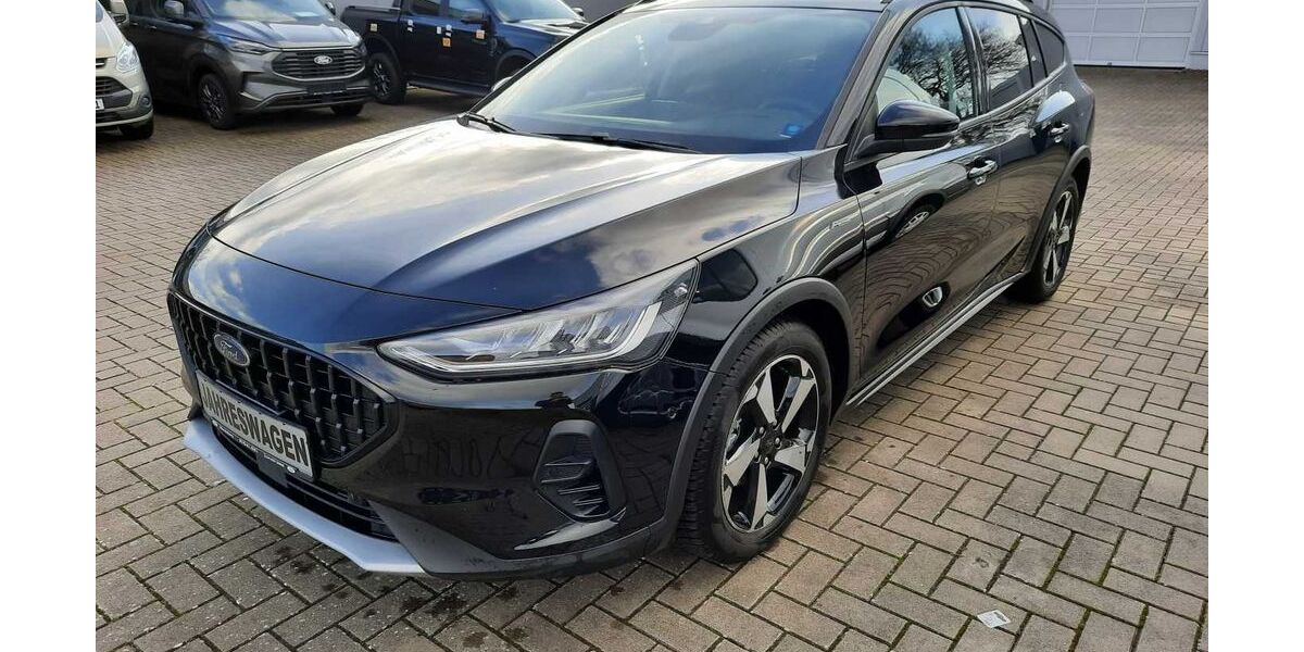 Ford Focus 25.098 km 25.900 &euro; Wardenburg 26203