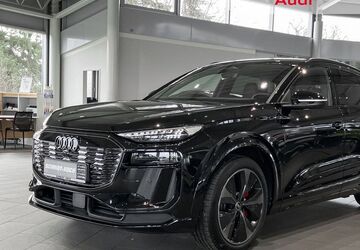 Audi Q6 e-tron 9.500 km 69.990 &euro; Oldenburg 26123