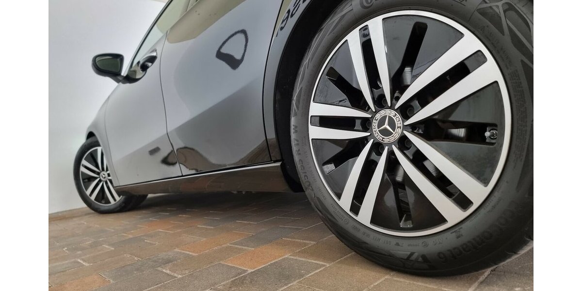 Mercedes-Benz A 220 d Progressive LED ACC AHK Kamera Keyless 41.300 km 29.999 &euro; Garrel 49681