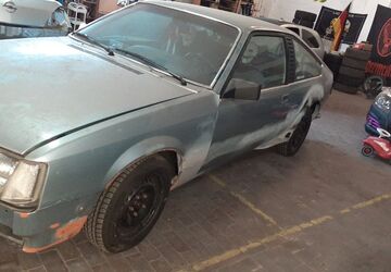 Opel Monza 140.000 km 2.999 &euro; Oldenburg 26135