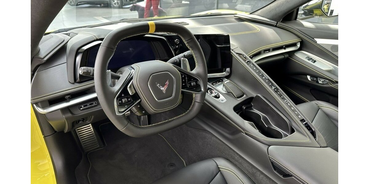 Corvette C8 Coupe Z51 Europa +Schmidt+Lift+3 Jahre Garantie 5.500 km 109.990 &euro; Jaderberg 26349