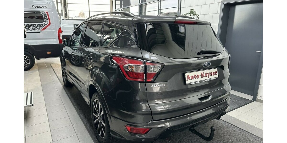 Ford Kuga 1,5 EcoBoost ST-Line +AHK+Allwetterreifen+ 113.000 km 15.790 &euro; Jaderberg 26349